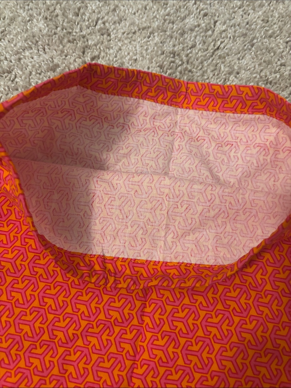 Tory Burch Orange and Black Logo Drawstring Pouch - Picture 4 of 10